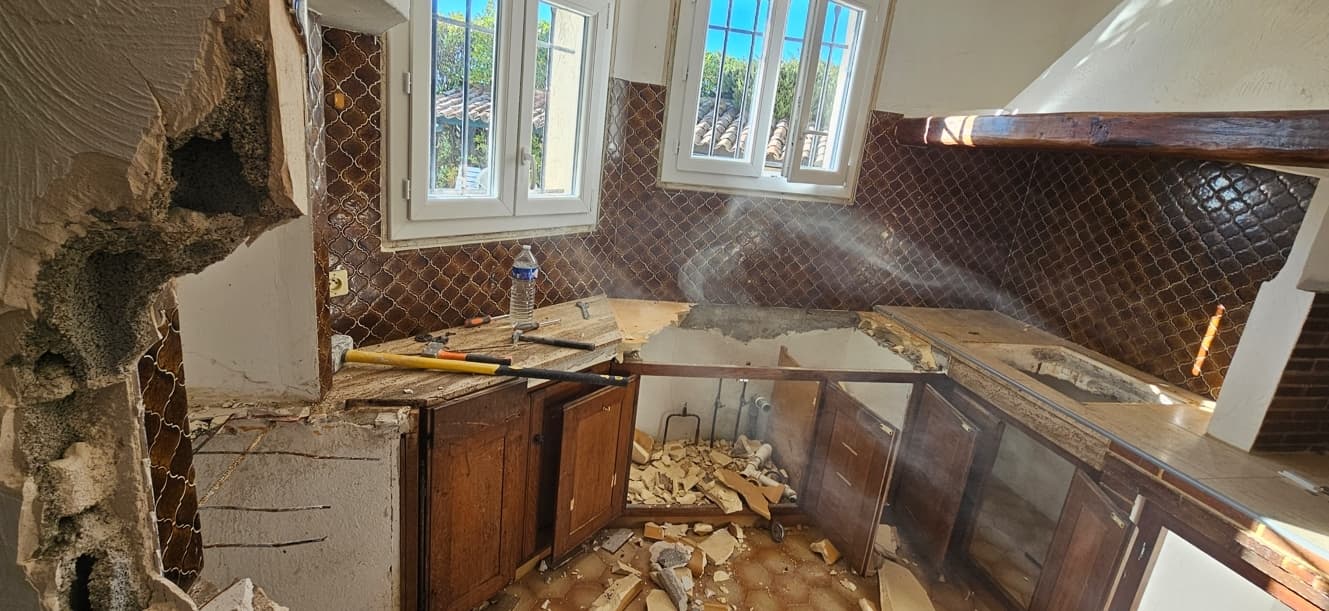 Cuisine avant rénovation - Vue 7