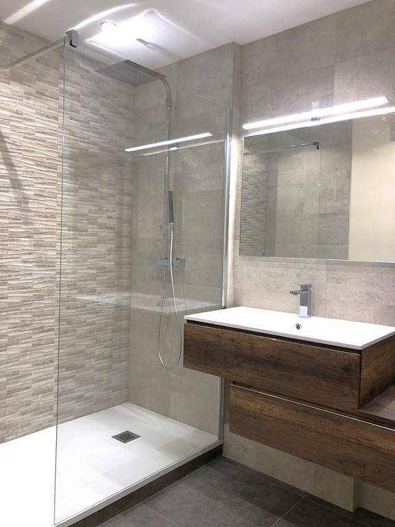 conception cuisine sur mesure renovation salle de bain plomberie nice